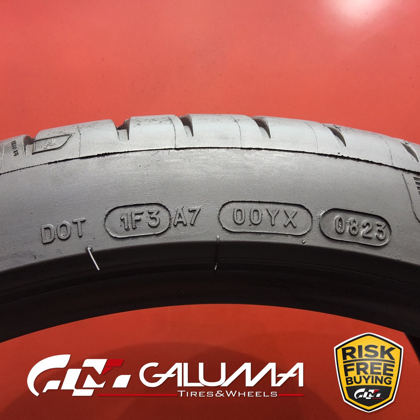 Set of 2 Tires LikeNEW Michelin Pilot Sport 4S MO1A 305/30ZR21 No Repairs #96210