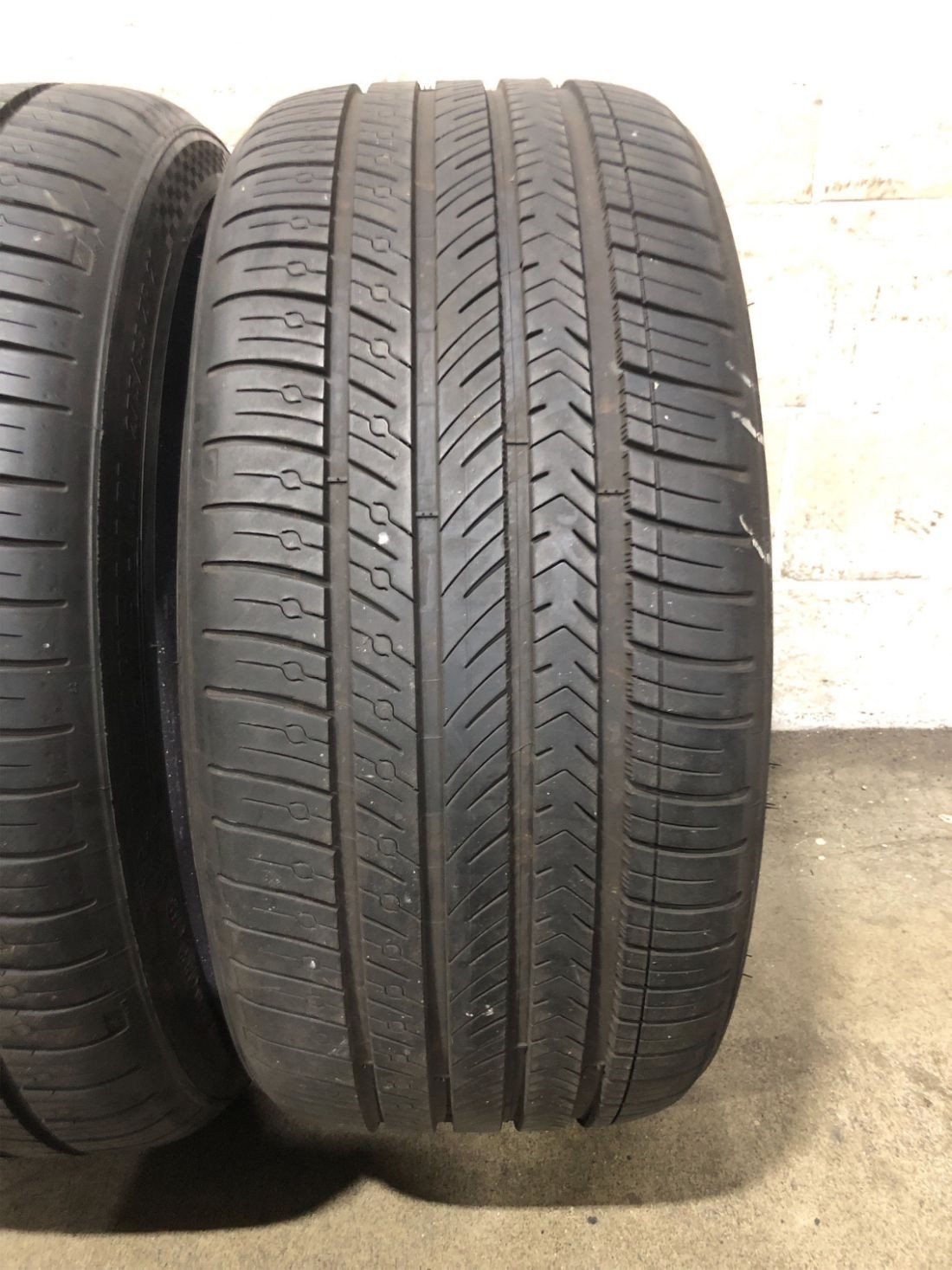 2x P275/35R21 Michelin Pilot Sport A/S 4 TO 8/32 103 W Used Tires 2753521