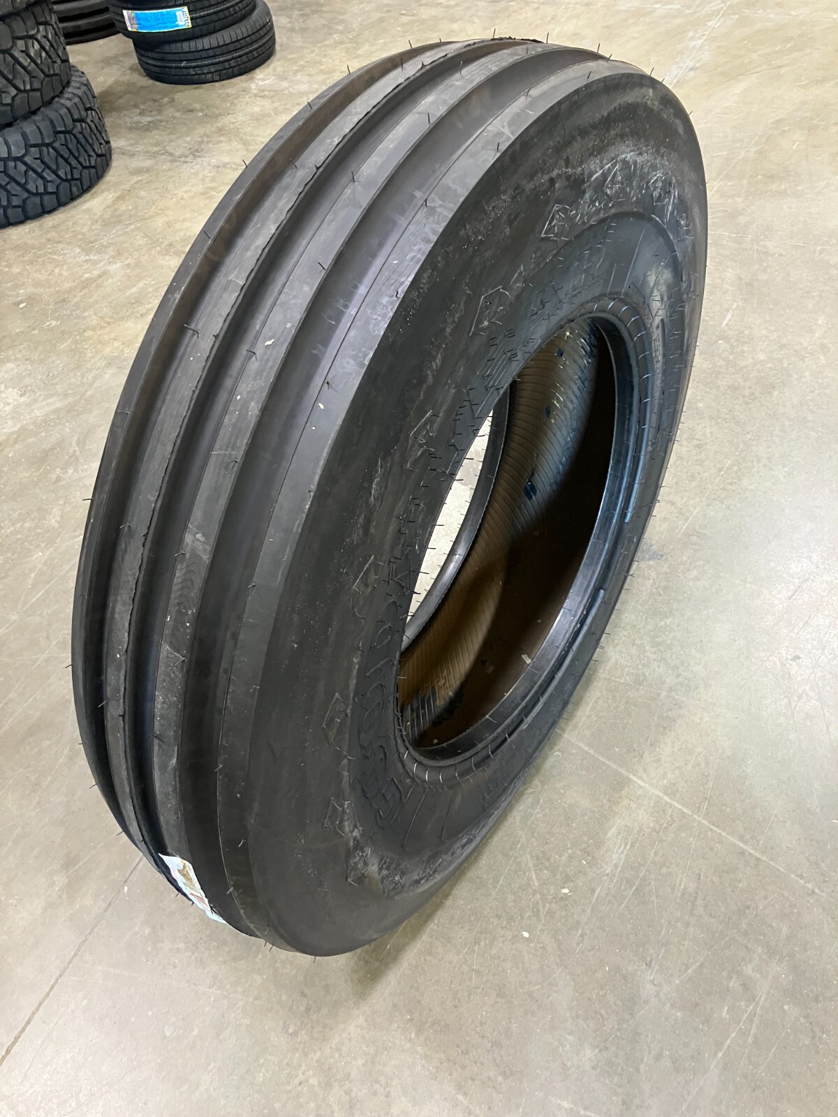 2 New Tires 11.00 24 Goodyear Dyna 4 rib F2M 12 ply Tubeless 11.00×24 8130 8225R