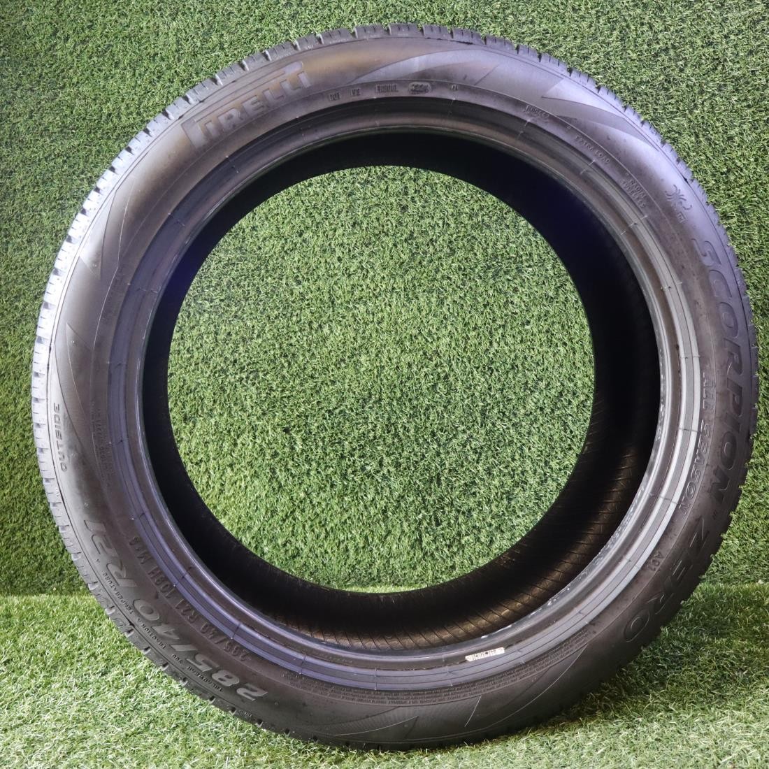 1 285 40 21 Pirelli Scorpion Zero A/S with 95% Tread 9/32 109H #28044
