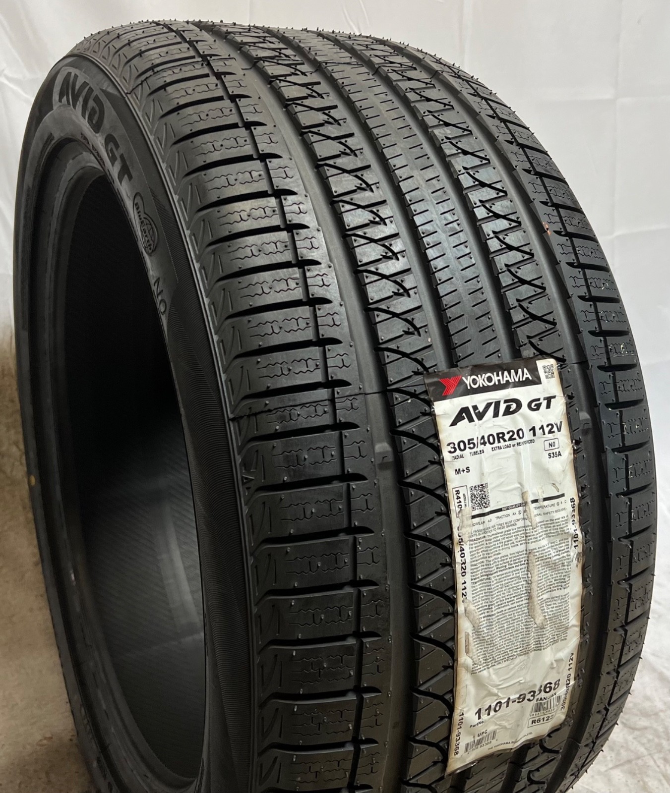 1 – NEW 305/40R20 XL (112V) Yokohama Advan Avid GT S35A (N0) Porsche OEM – 7106