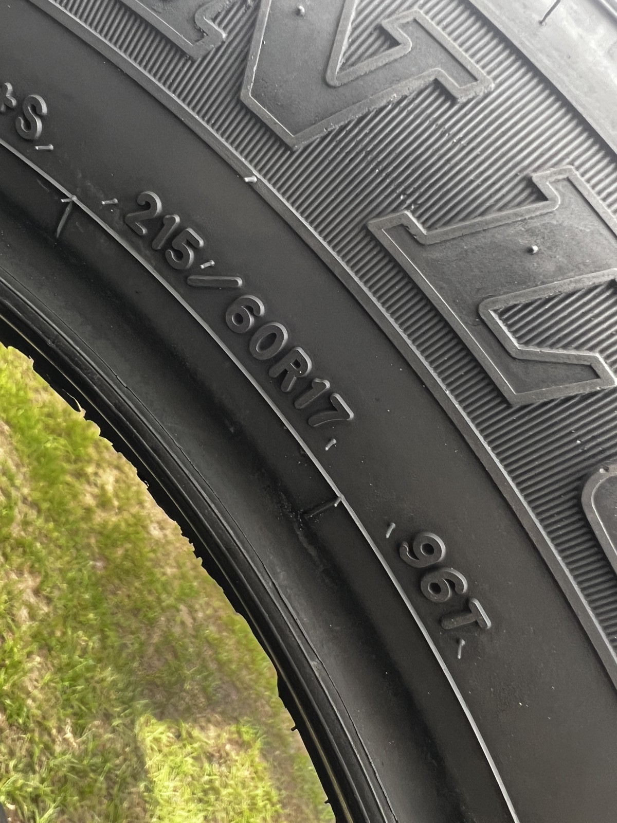 1 Tire Dunlop Signature II 215/60R17 96T DOT.0423 9/32