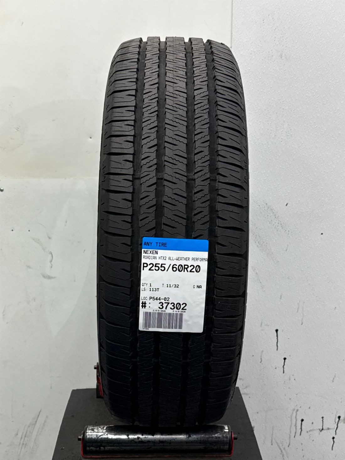 1 Used P255/60R20 Nexen Roadian HTX2 All-Weather Performance 113 T – 11/32