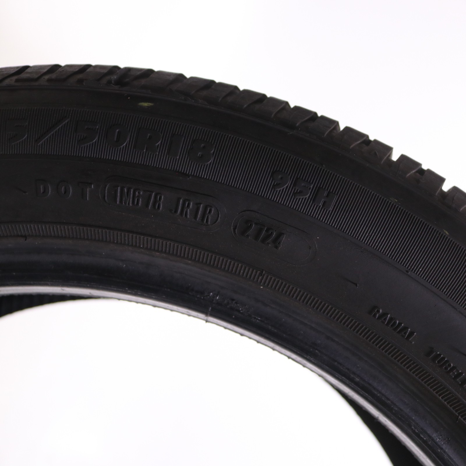 Set of 2 Used 225/50R18 Goodyear Eagle LS-2 – 95H – 8.5-9/32 No Repairs