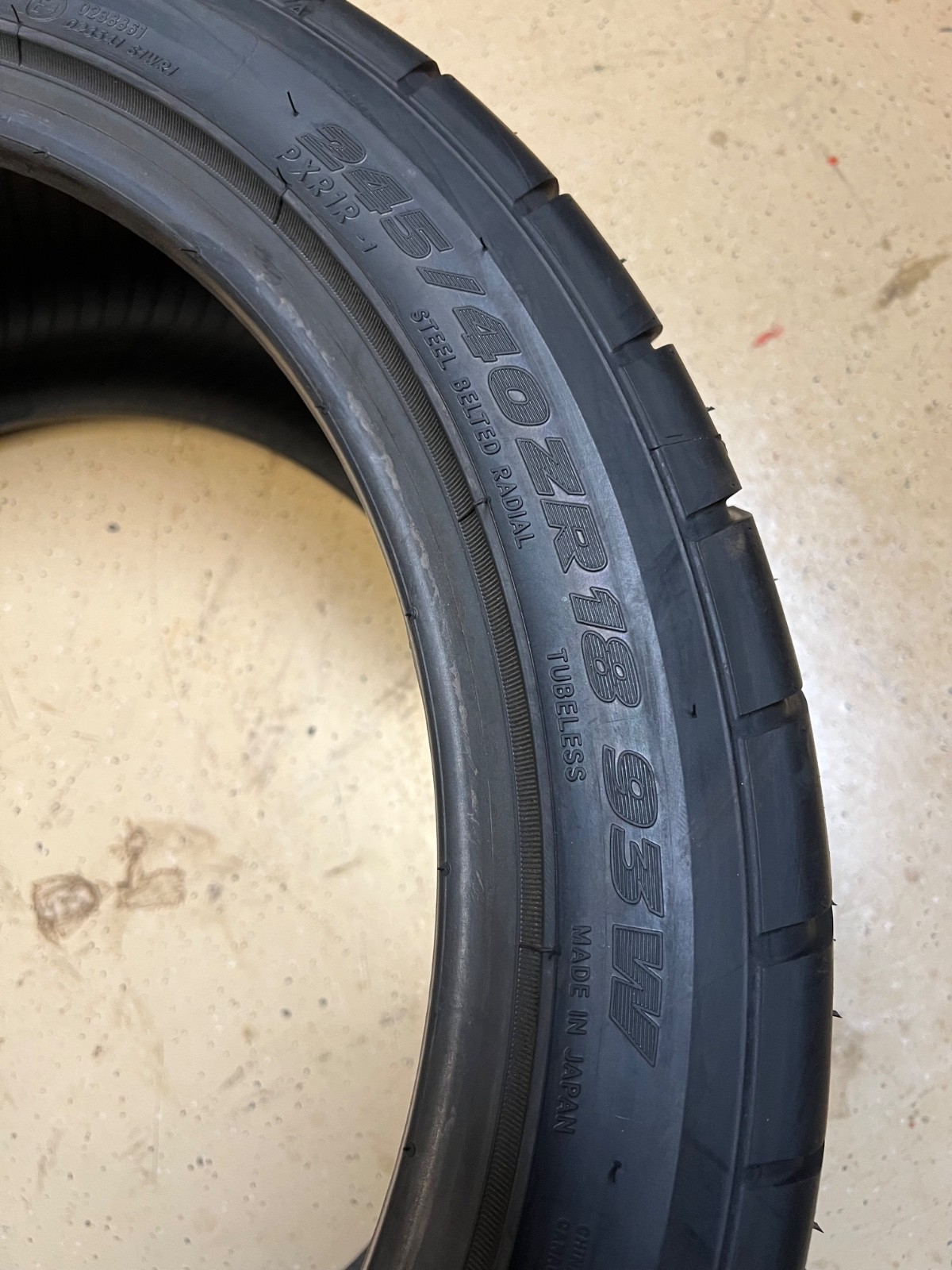 2 – NEW 245/40ZR18 (93W) Toyo Proxes R1R – 7001