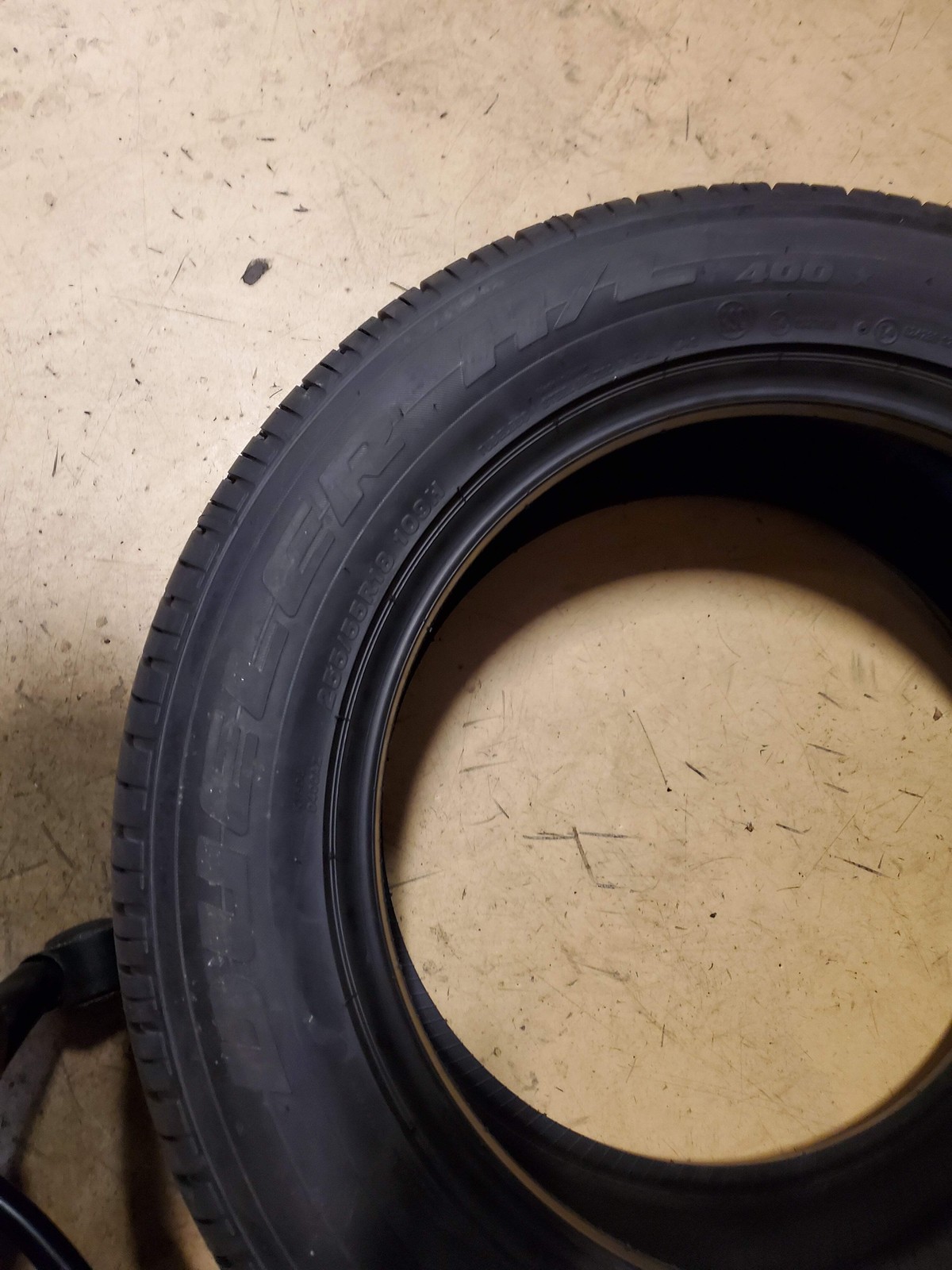 NOS BRIDGESTONE DUELER H/L RFT 400 P 255 55 18 109H XL ALL SEASON TIRE 058234