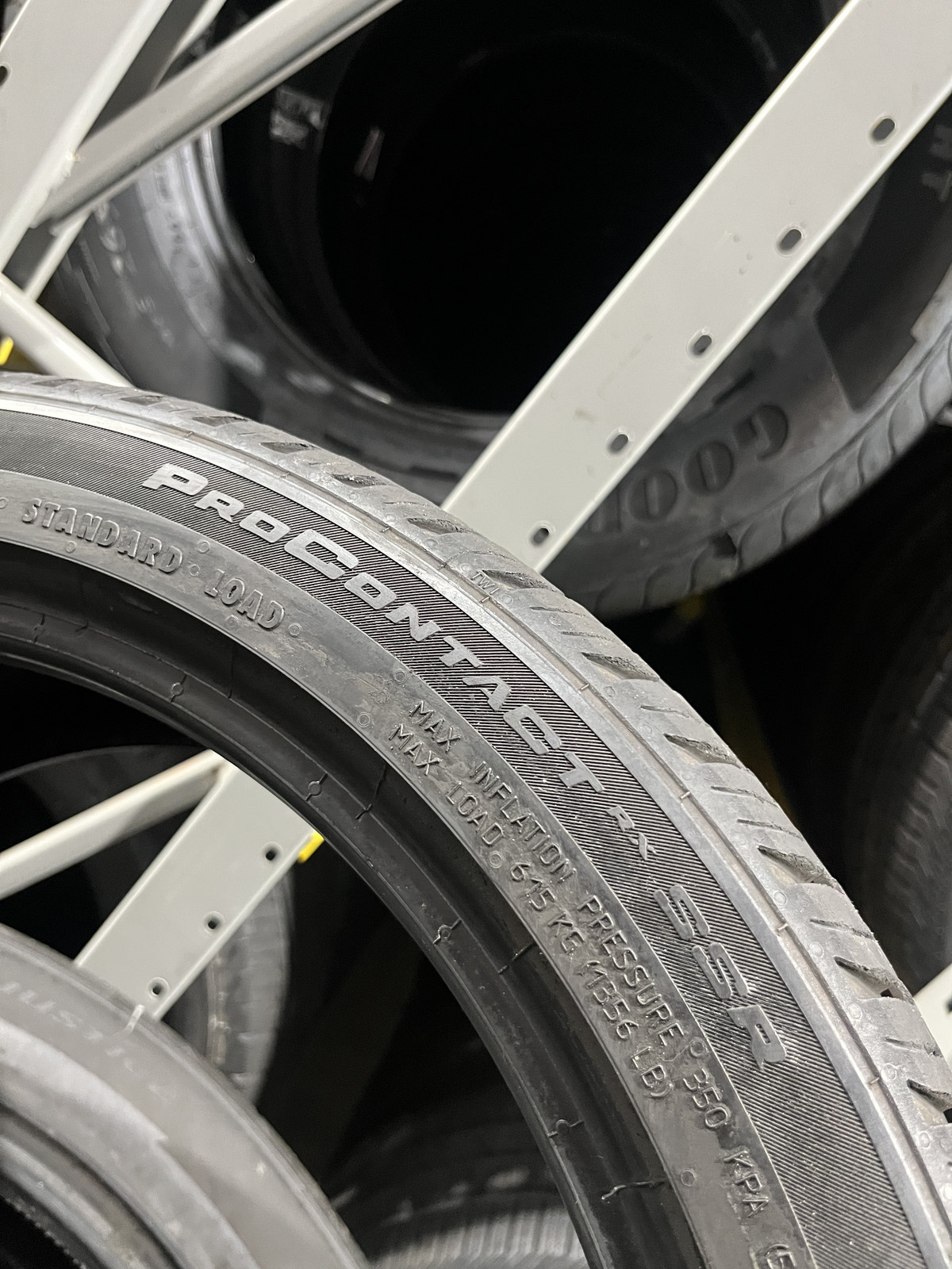 1 Tire Continental ProContact RX SSR TPC 235/40R18 91V DOT.0724 8/32 No Patch