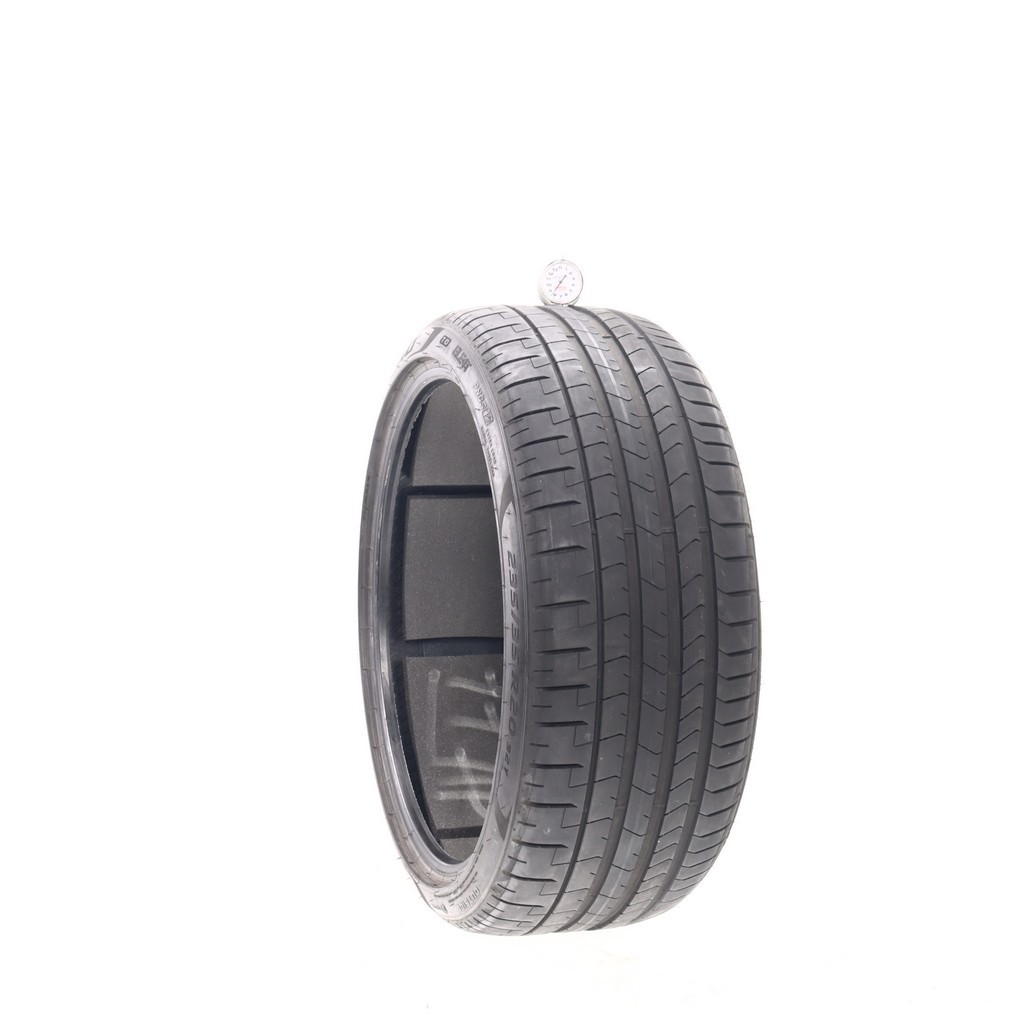 Set of (4) Used 235/35R20 Pirelli P Zero PZ4 TO Elect PNCS 92Y – 8.5/32
