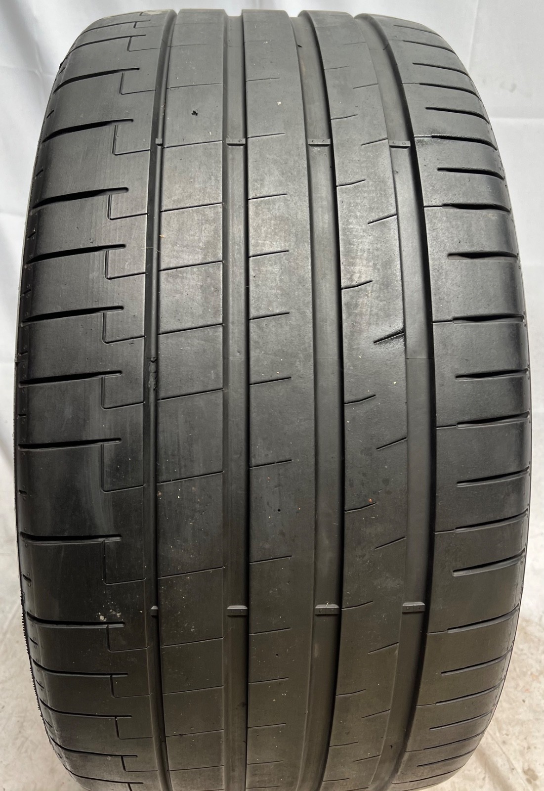 1 – NICE 325/30ZR23 XL (109Y) Pirelli P Zero PZ4 (L1 ELECT) Lamborghini – 6020