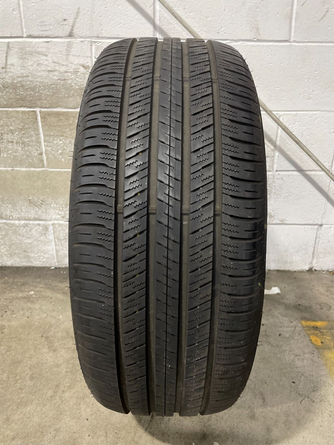 1x P275/45R21 Falken Ziex CT60A A/S 7/32 110 W Used Tire 2754521