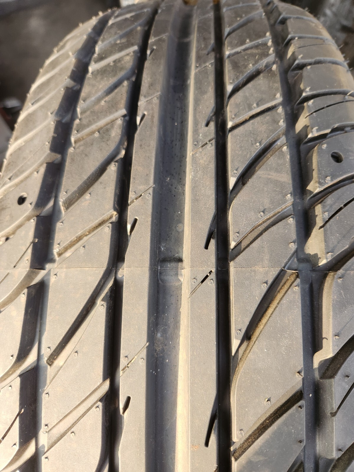 (1) OHTSU FP7000 265/60/18 100H TIRE BRAND NEW TAKE OFF