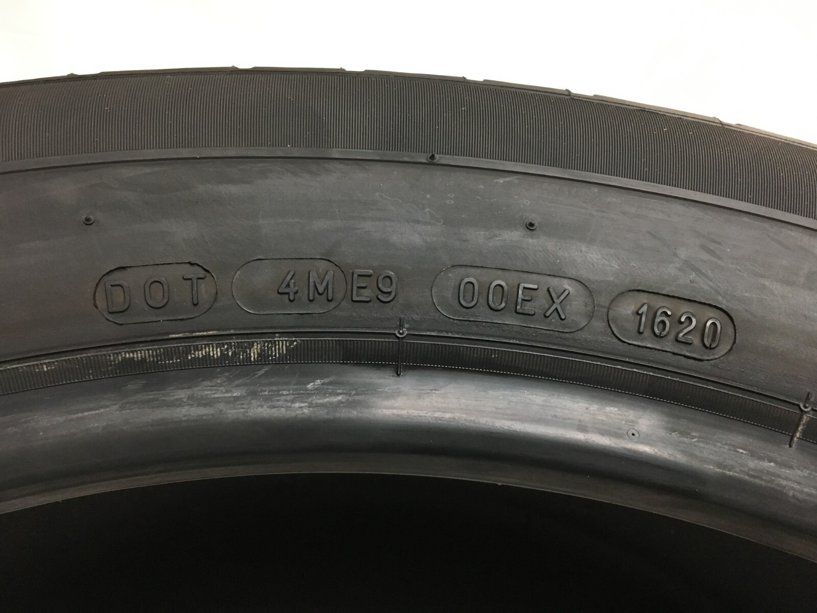 [1] Michelin Primacy Tour A/S Acoustic P315/40R21 315 40 21 Tire 7.75-8.25/32