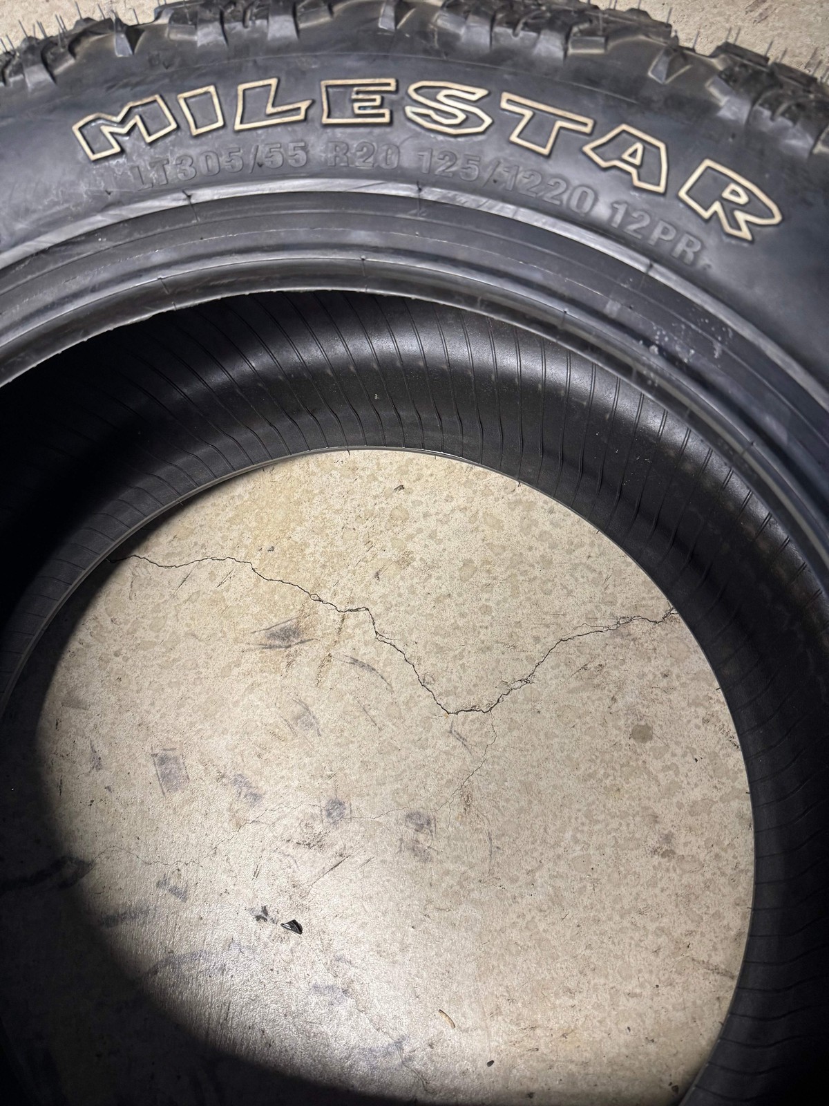 NOS MILESTAR PATAGONIA M/T OWL LT 305 55 20 125/122Q 12PLY MUD TERRAIN TIRE 2278