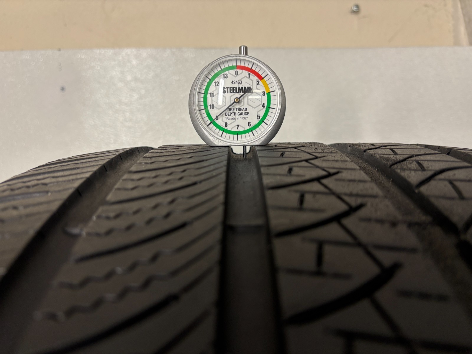 NO SHIPPING ONLY LOCAL PICK PICK UP 2 Tires 315 30 22 Pirelli P Zero All Season