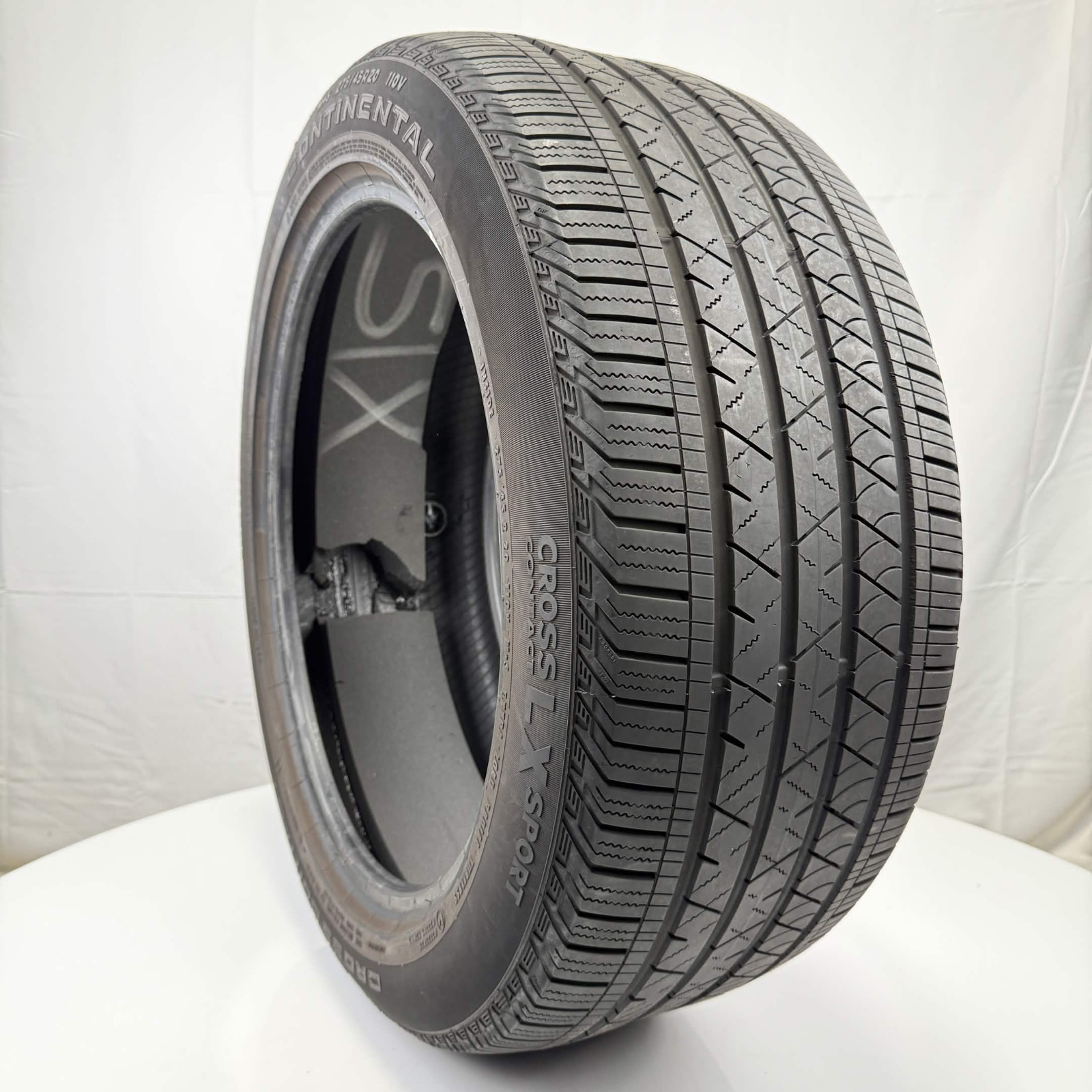 Used 275/45R20 Continental CrossContact LX Sport T1 ContiSilent 110V 7/32