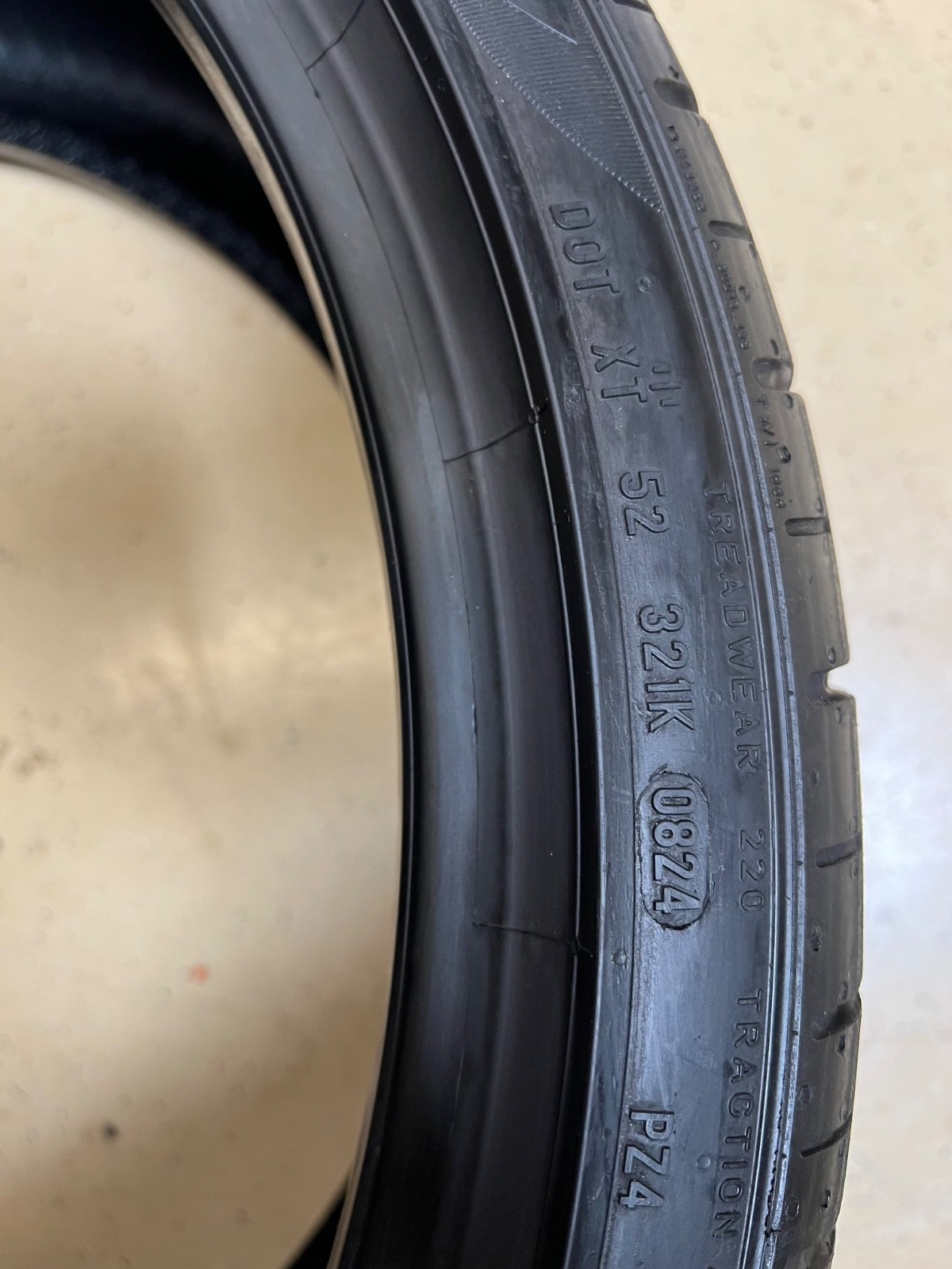 2 – NICE 245/35ZR20 (91Y) Pirelli P Zero PZ4 (NA1) Porsche OEM – 10112