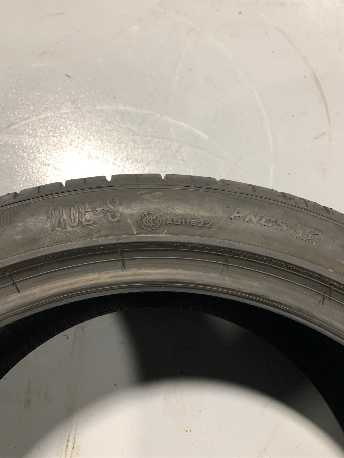1 New 285 35 20 Pirelli P Zero PZ4 PNCS MOE Noise Cancelling Run Flat Tire