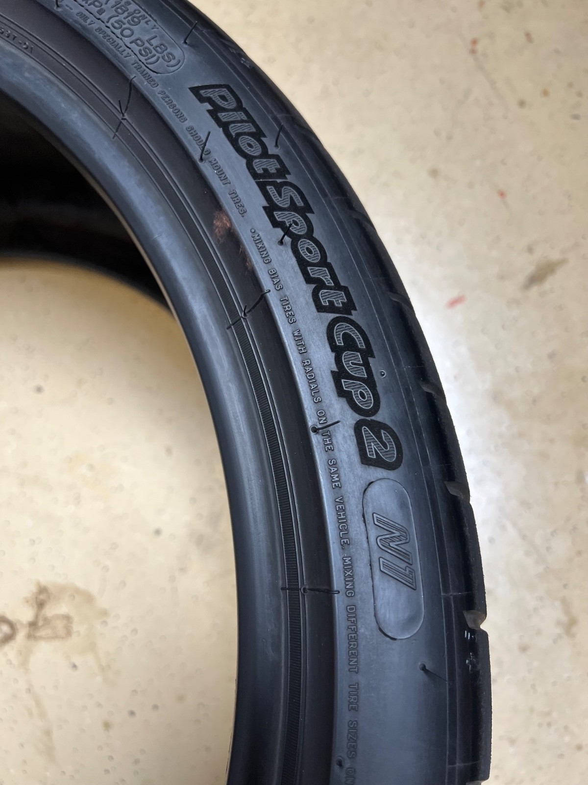 2 – NO REPAIRS 295/30ZR20 XL (101Y) Michelin Pilot Sport Cup 2 (N1) – 6108
