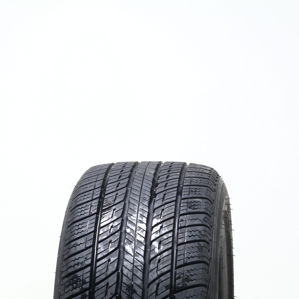New 235/45R18 Uniroyal Tiger Paw Touring A/S 94V – 10/32