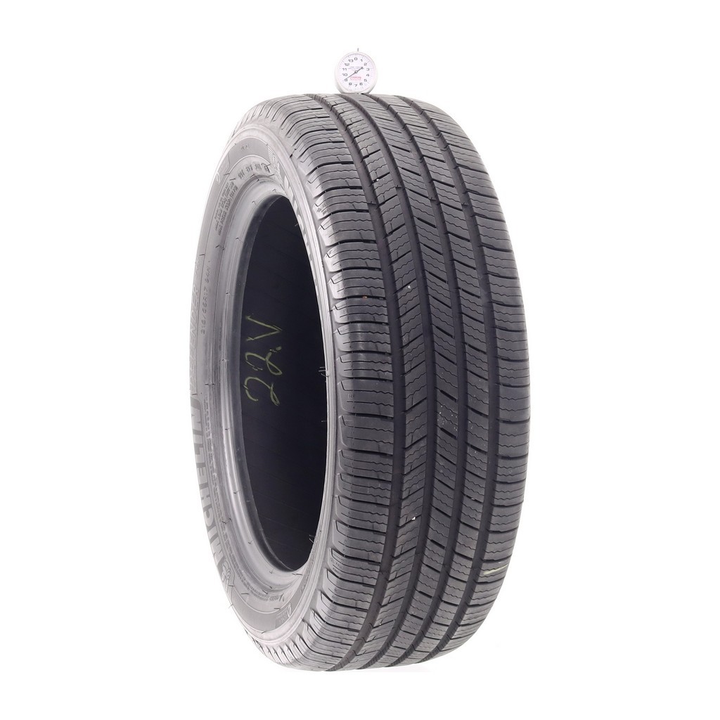Used 215/55R17 Michelin Defender T+H 94H – 9/32