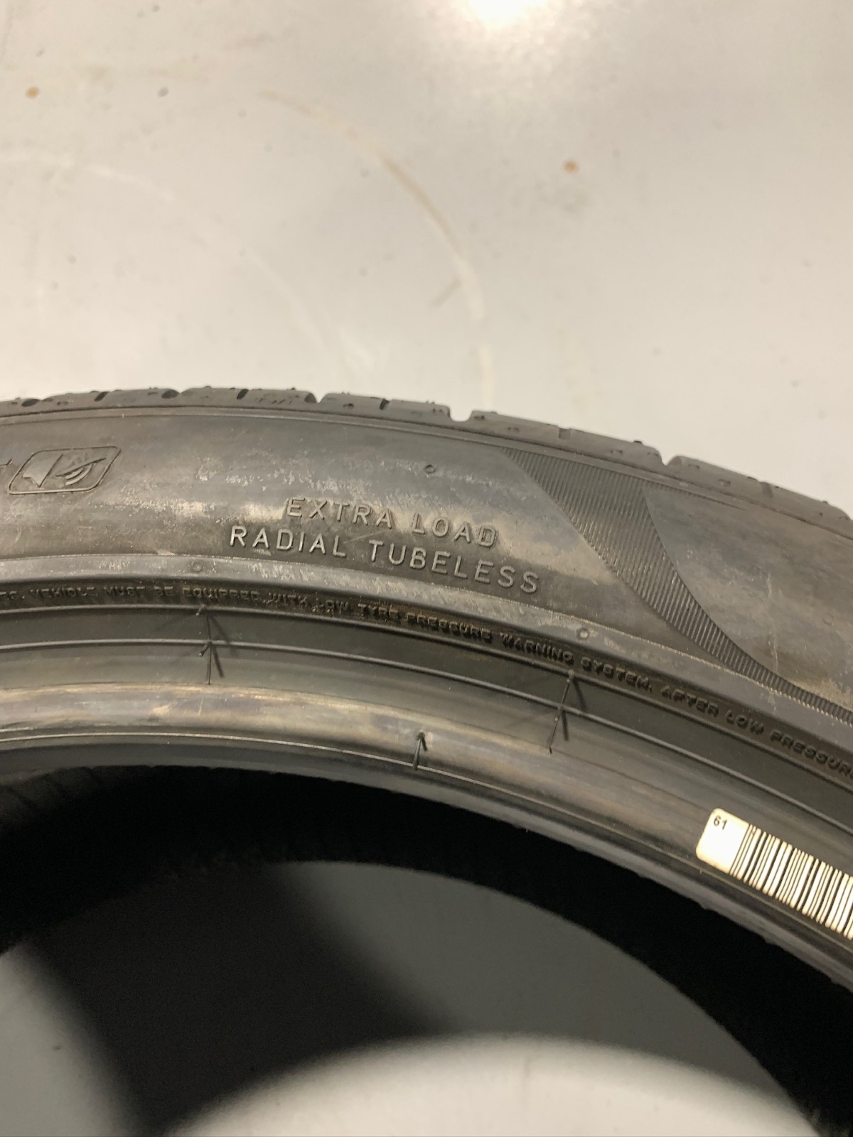 1 New 285 35 20 Pirelli P Zero PZ4 PNCS MOE Noise Cancelling Run Flat Tire
