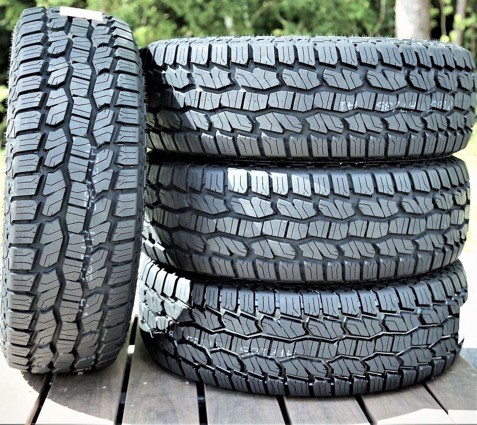 4 Tires Atlas Paraller A/T 245/65R17 111T XL AT All Terrain Tire