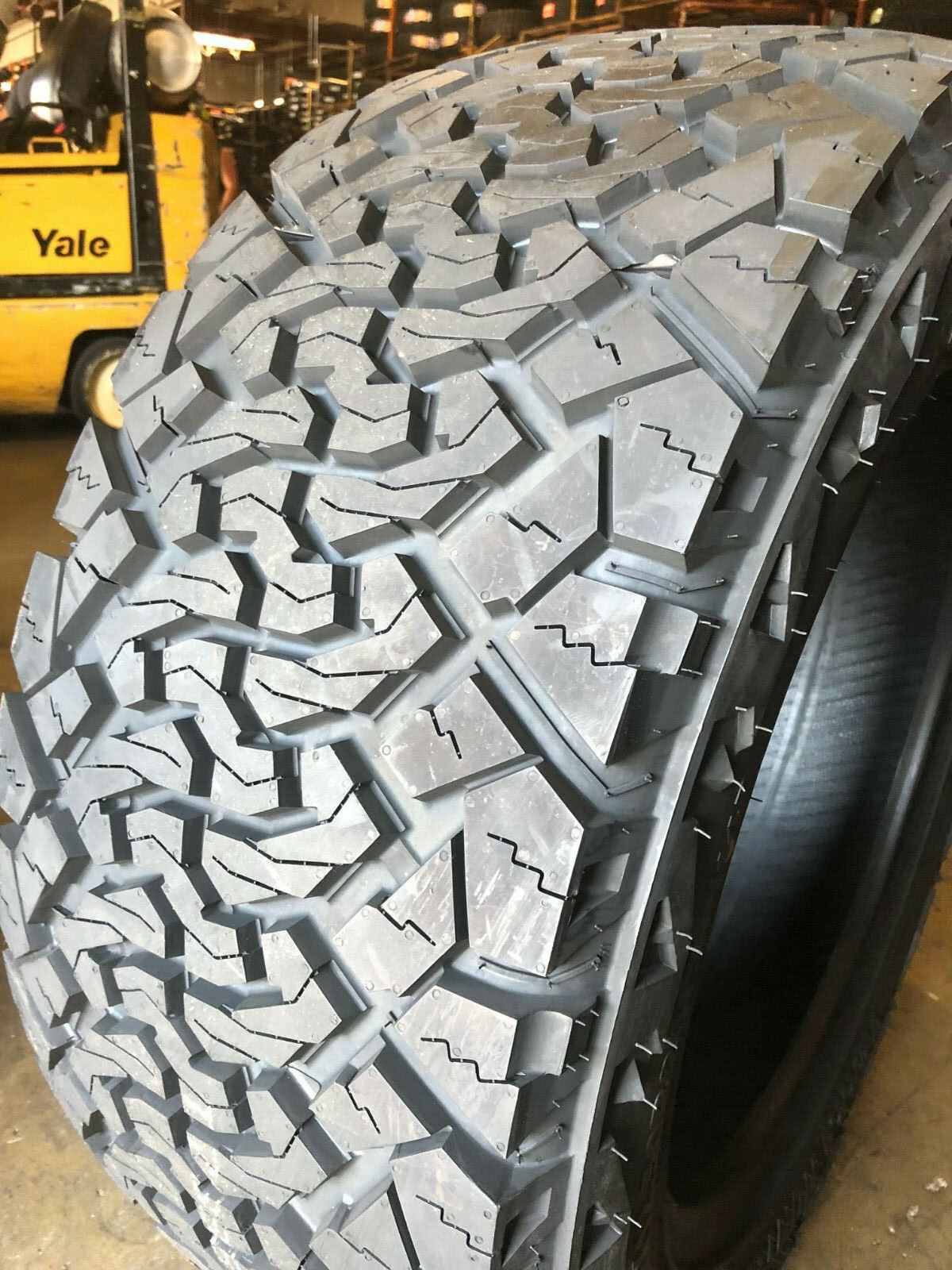 1 NEW 33X14.50R22 E Venom Terra Hunter XT 33 14.50 22 All Terrain Tires AT 10ply