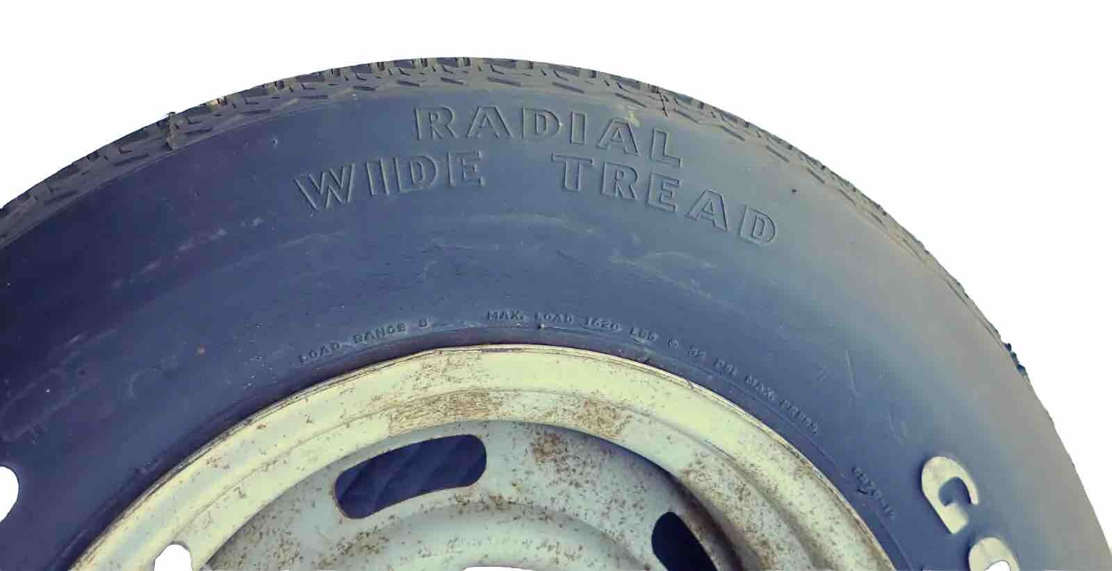 GM 15×8 AZ Rally Wheel with Goodyear GR70-15 Steelgard Tire 1970s Corvette OEM