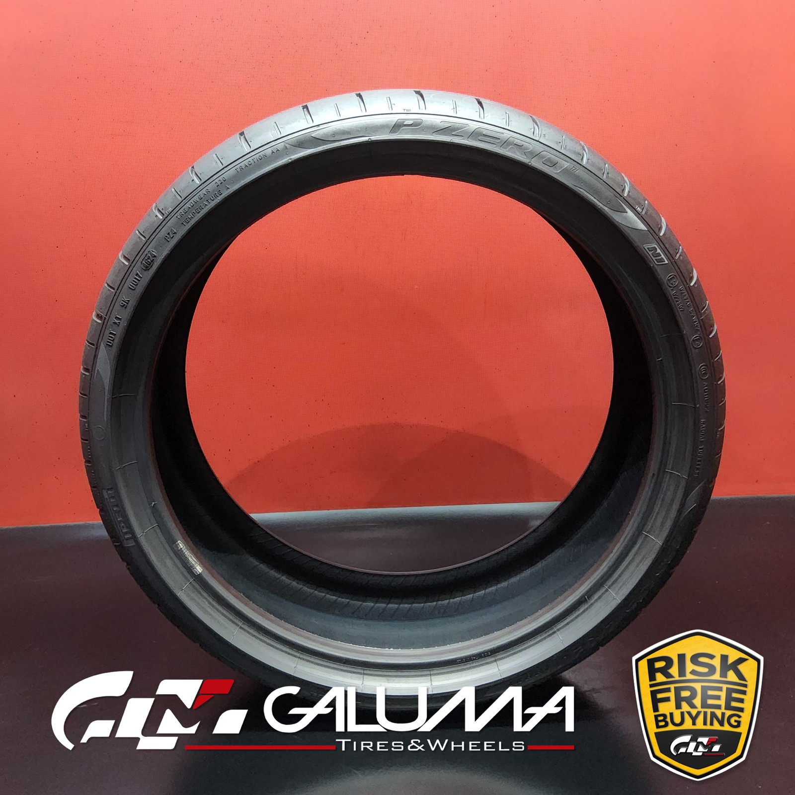 1 Tire LikeNEW Pirelli P-Zero (PZ4) (N1) 235/35ZR20 235/35/20 2353520 88Y #95580
