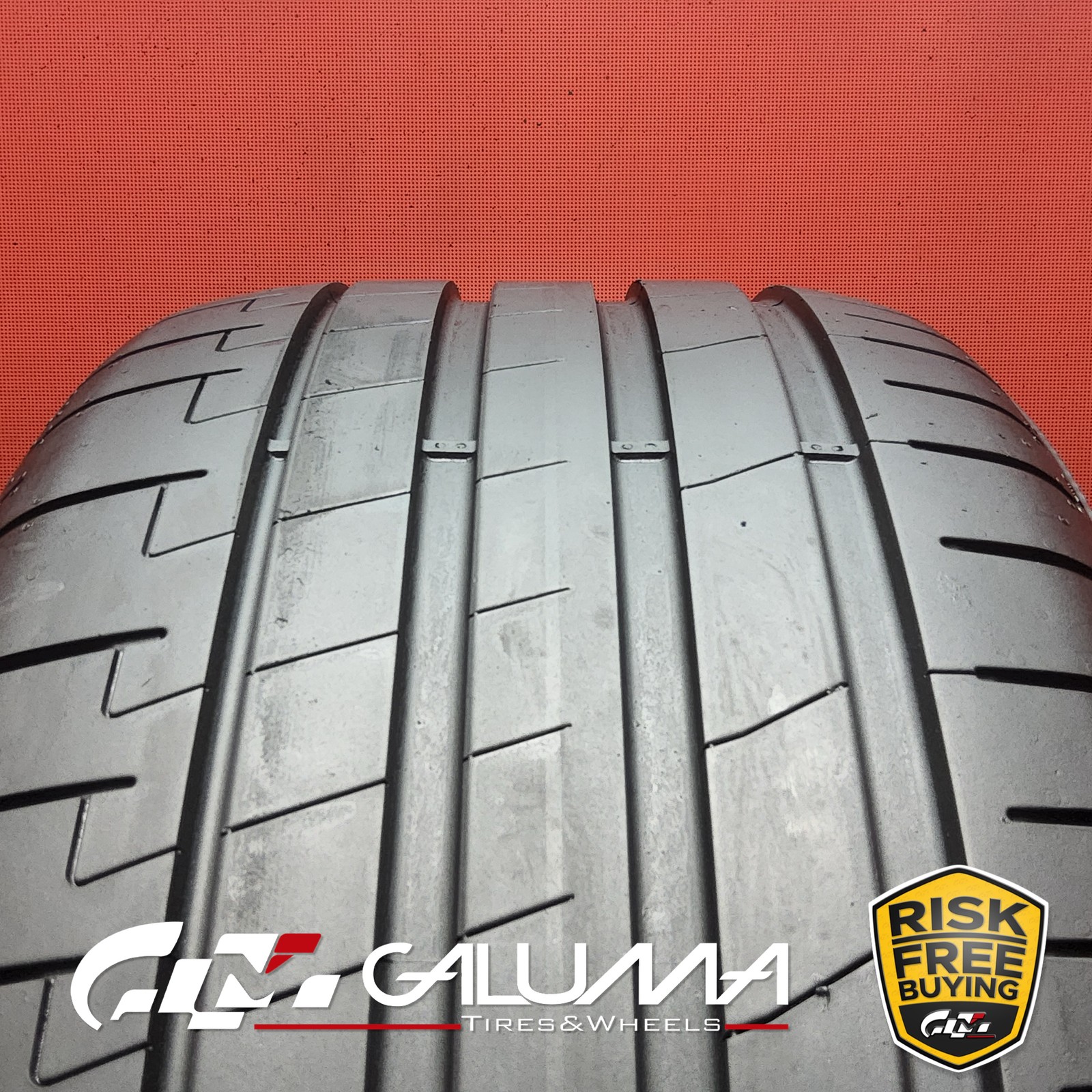 1 Tire Pirelli P-Zero (PZ5) I★ XL 255/35R19 255/35/19 2553519 96Y #95102