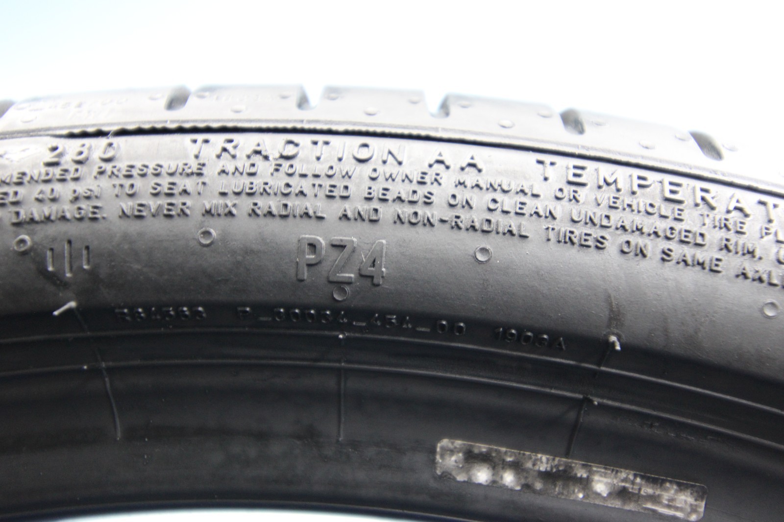 1 Used Pirelli Pzero ★ RSC RFT MOE 245/35R20 245/35/20 2453520 95Y