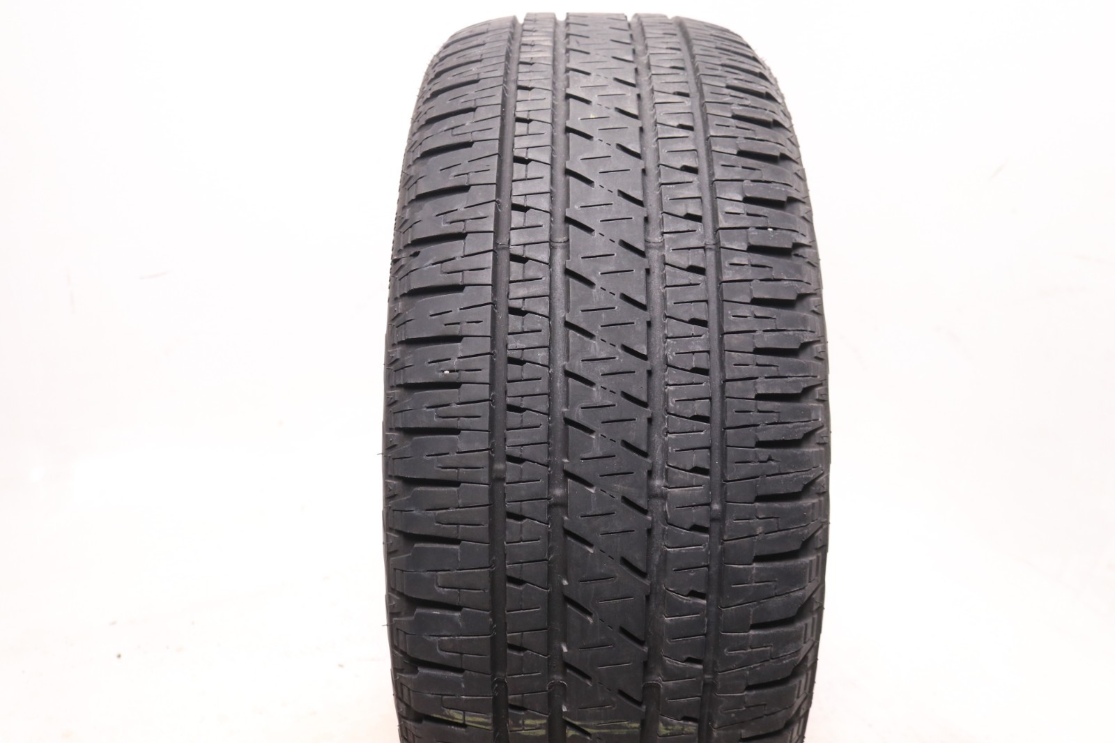 Set of 2 Used 235/50R19 Bridgestone Dueler H/L Alenza Plus – 99H – 7-8/32