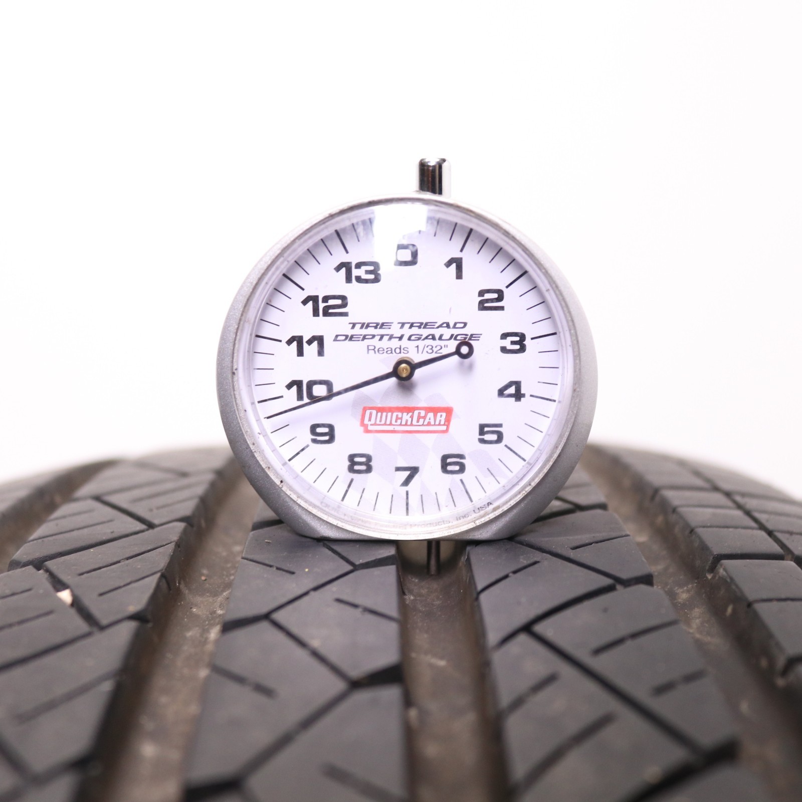 Used 235/70R16 Arroyo Eco Pro H/T – 106H – 9.5/32
