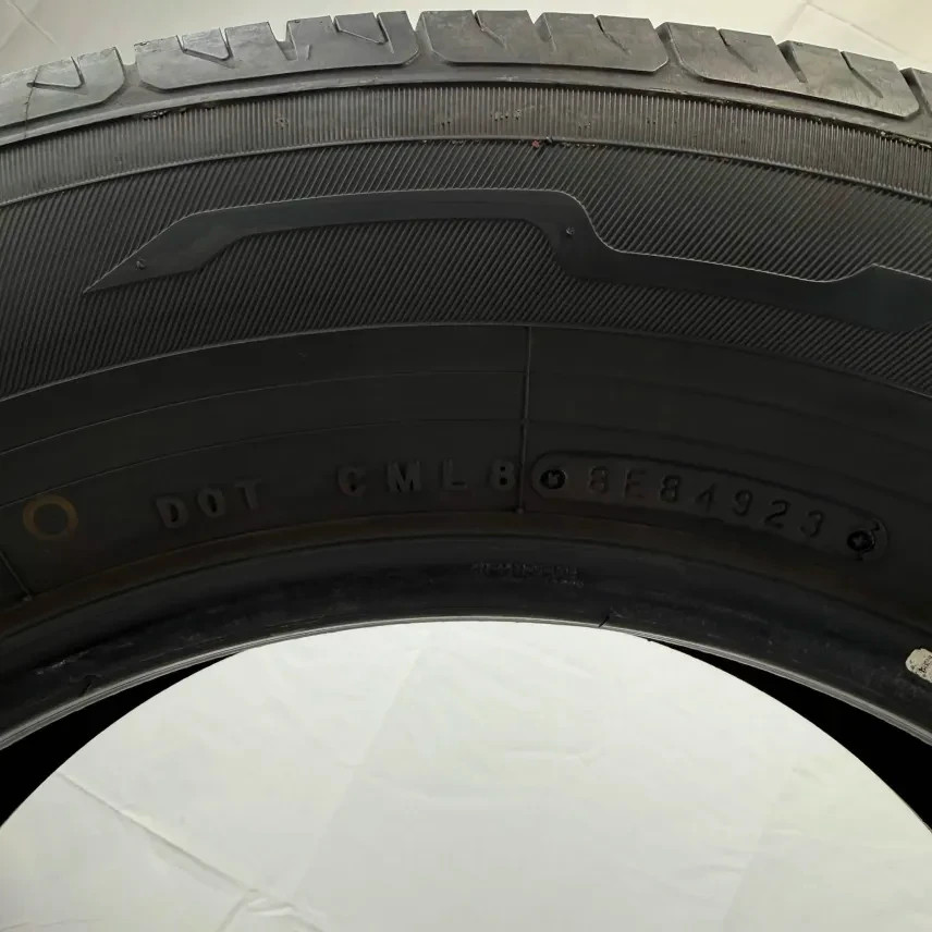 Used 235/65R17 Toyo Extensa A/S II 104H 9/32 (DOT 23)