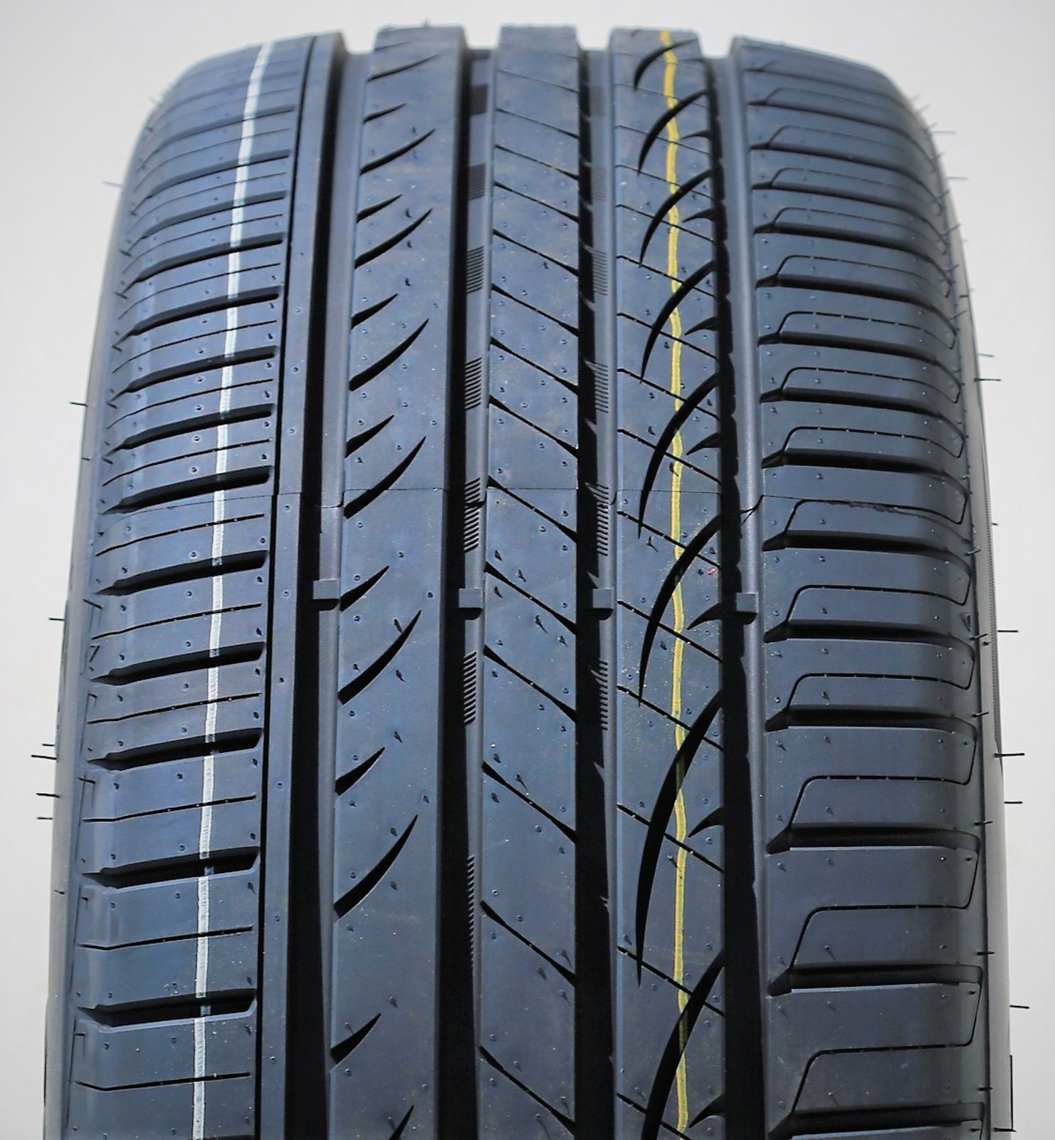4 Tires 285/40R23 ZR 111W Mileking MK937 AS A/S High Performance