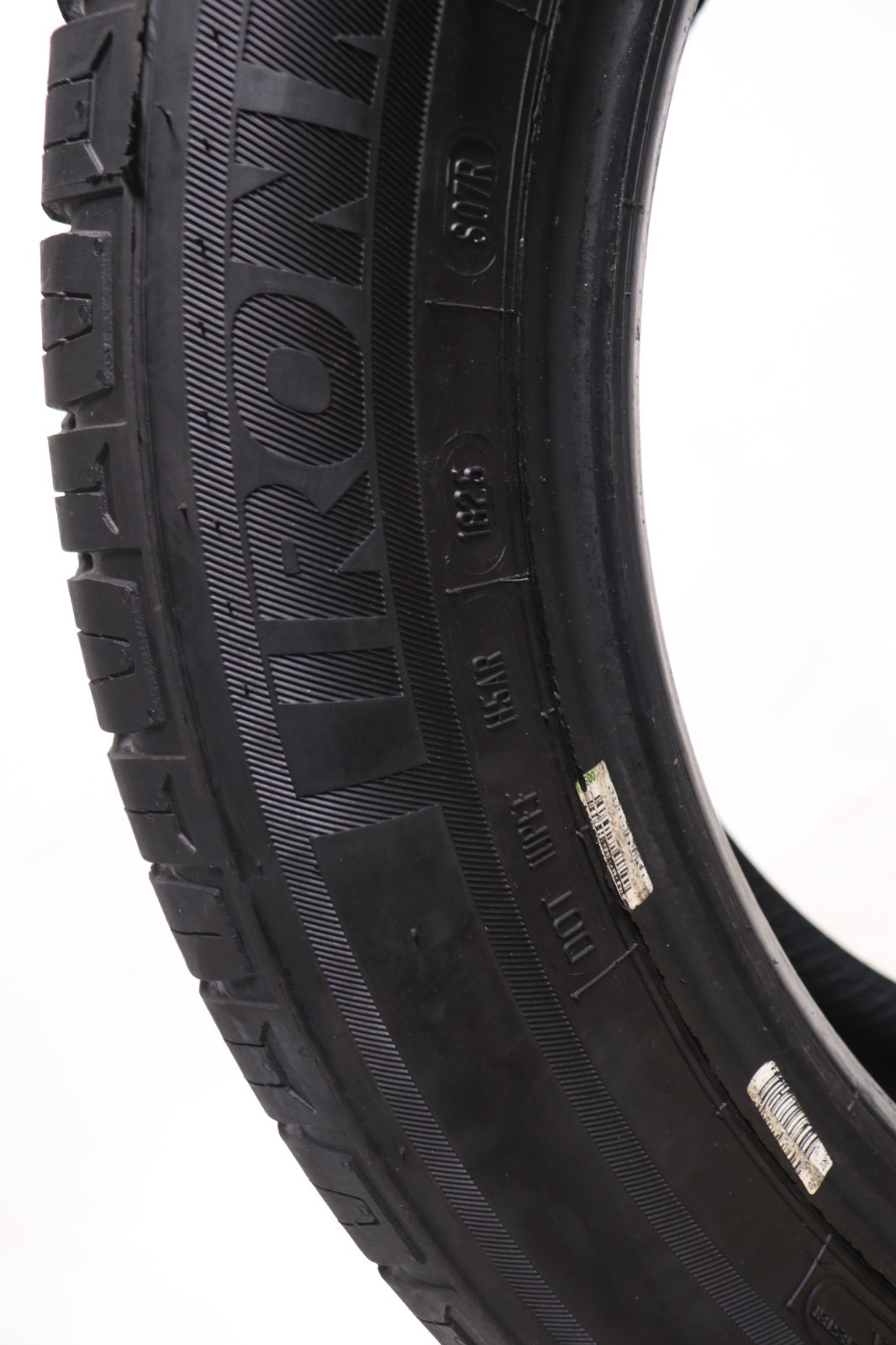 Set of 2 Used 225/55R19 IronMan All Country HT – 99V – 9.5/32 No Repairs