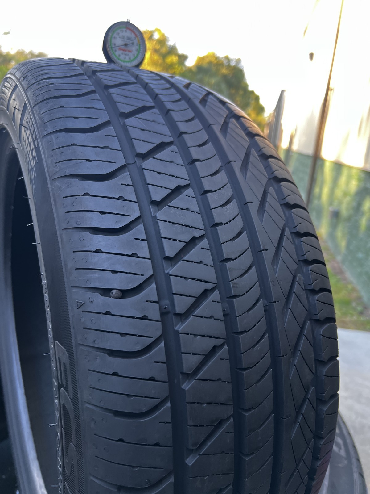 1 Tire Kumho Ecsta 4X II 225/45ZR17 94W DOT.1625 9.5/32