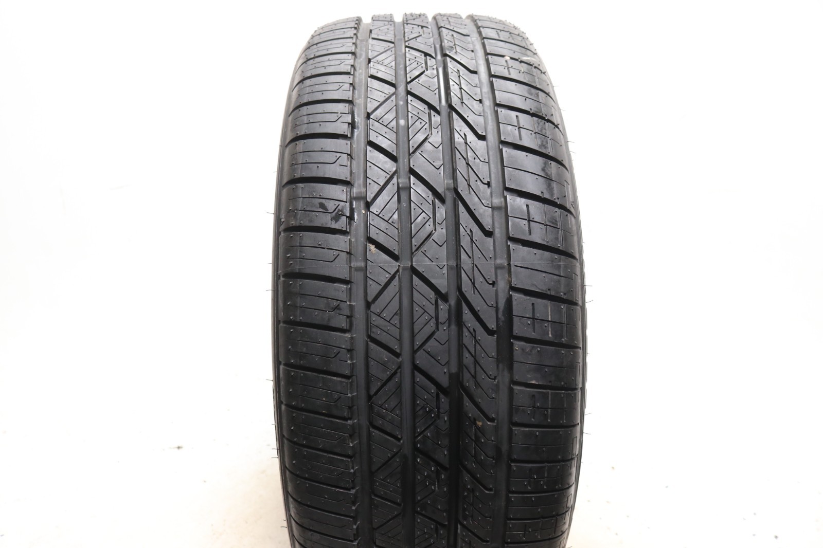 Set of 2 Take Off 245/45ZR20 Road Hugger GTZ – 103W – 9.5/32 No Repairs