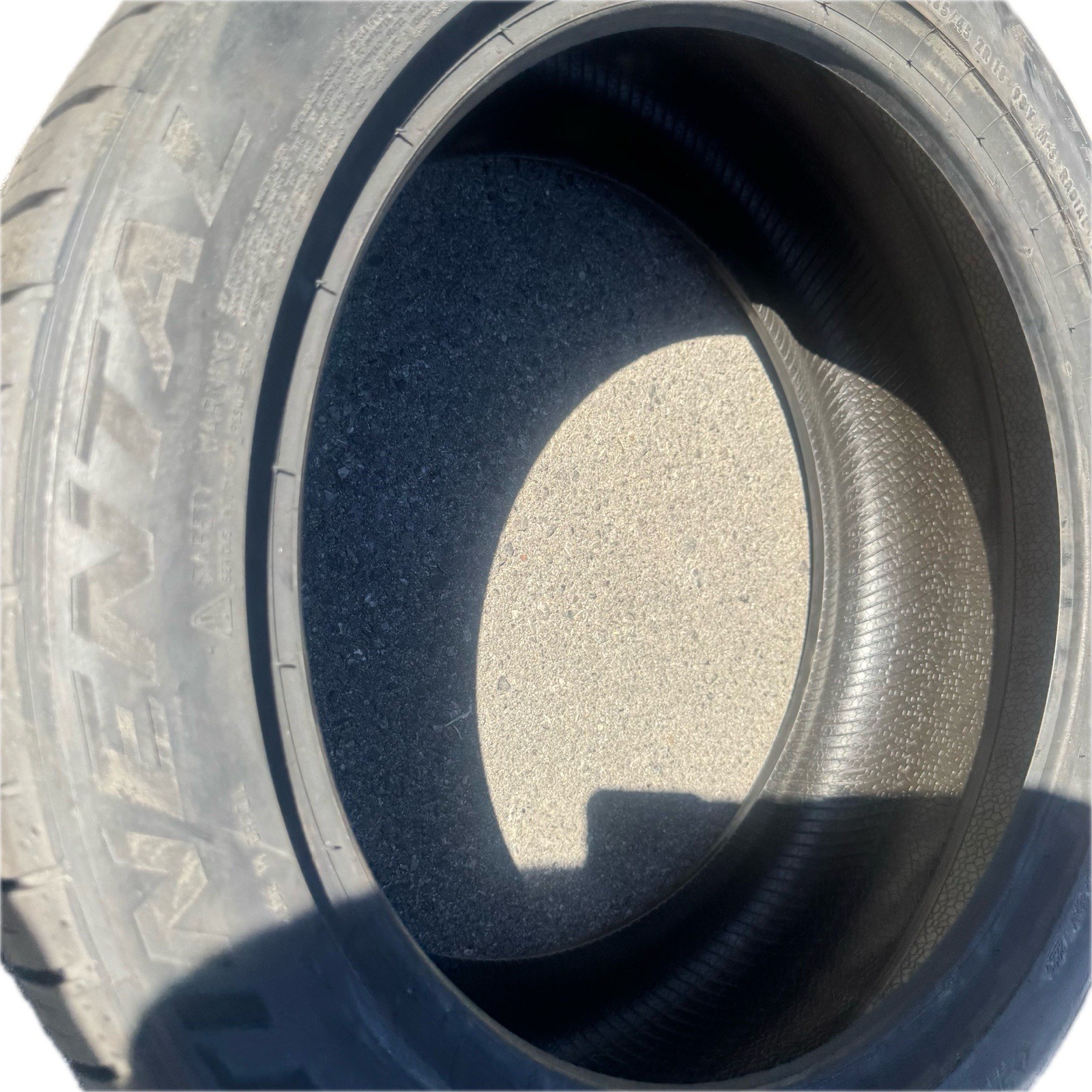 Continental ExtremeContact DWS 06 Plus 235/45ZR18 98Y XL A/S High Performance