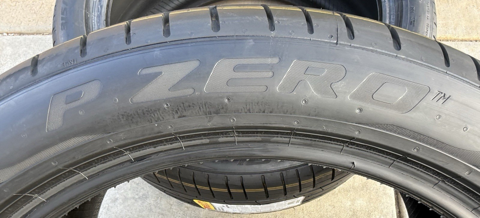 TWO BRAND NEW 315/35R20 110W Pirelli P Zero PZ4 Run Flat RFT Tires 3153520
