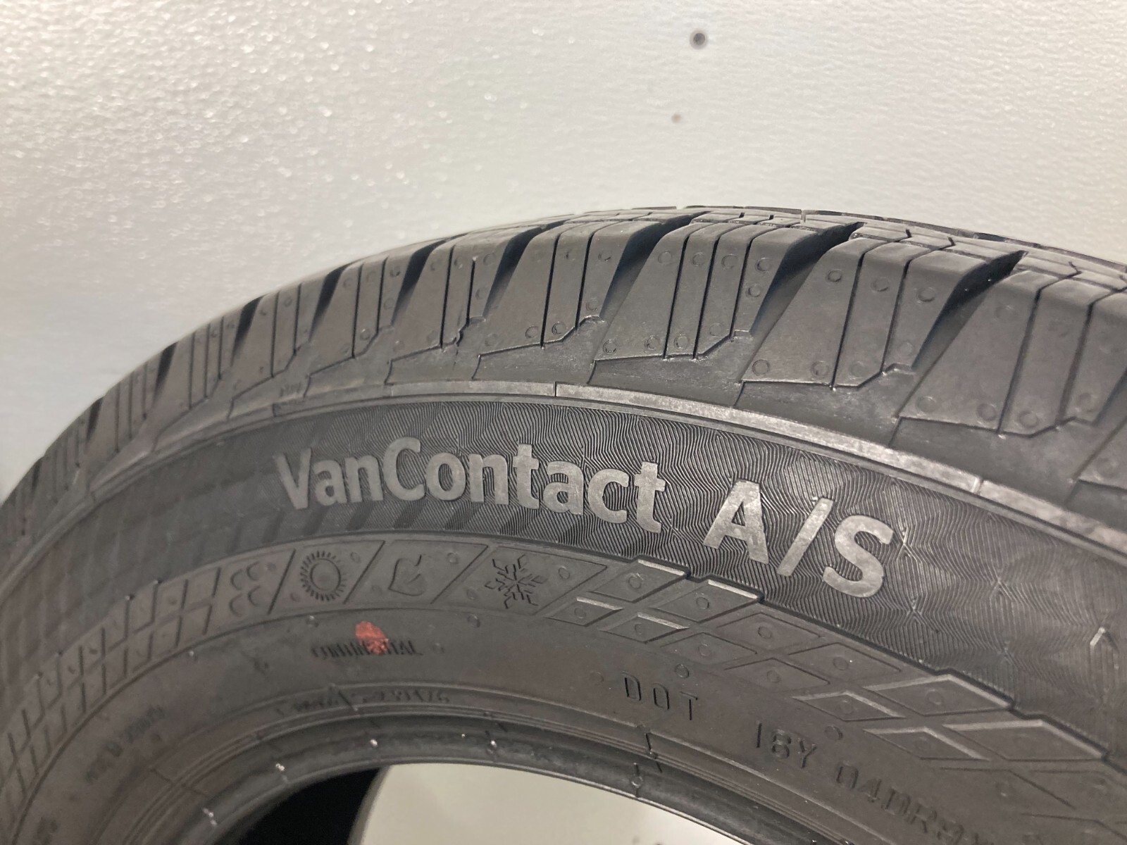 NO SHIPPING ONLY LOCAL PICK UP 2 Tires 195 75 16 Continental VanContact A/S