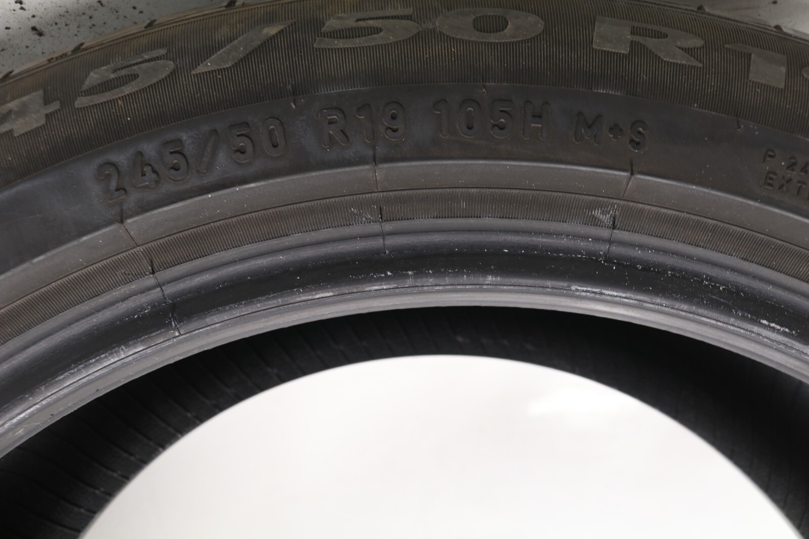 Set of 4 Used 245/50R19 Pirelli Cinturato P7 All Season Run Flat – 105H – 7-8/32