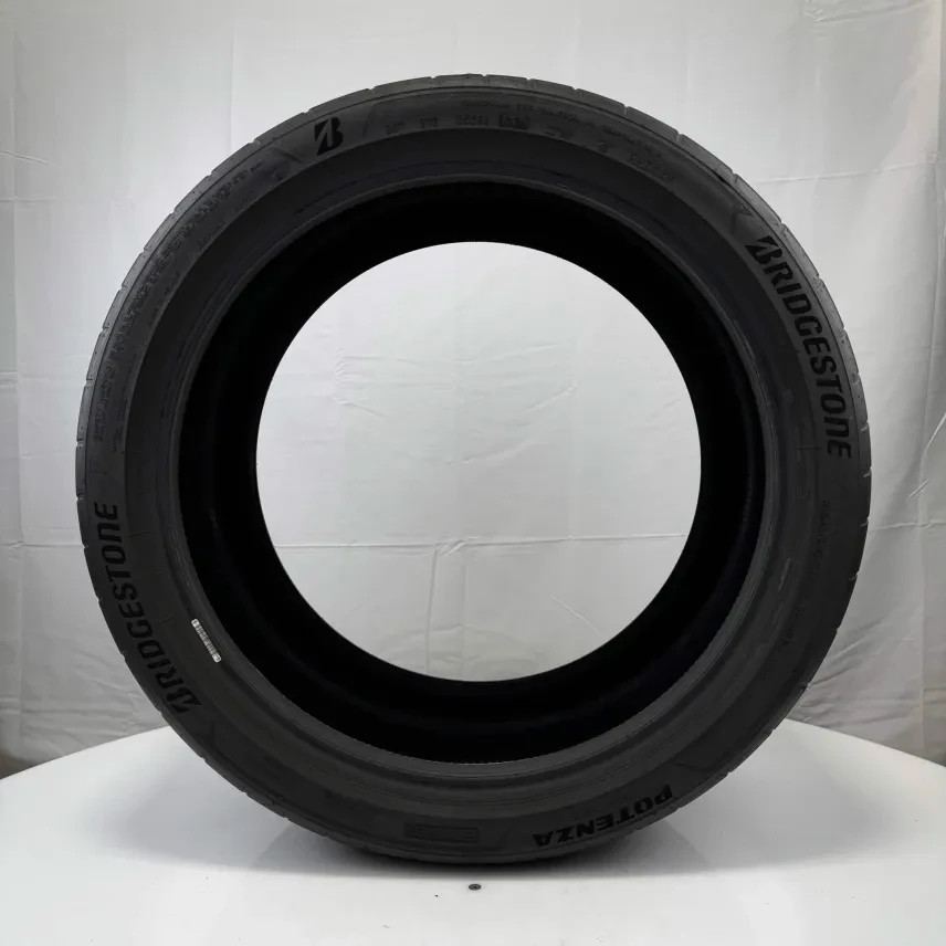 Used 325/30ZR21 Bridgestone Potenza Sport Enliten ND0 108Y 7/32 (DOT 24)