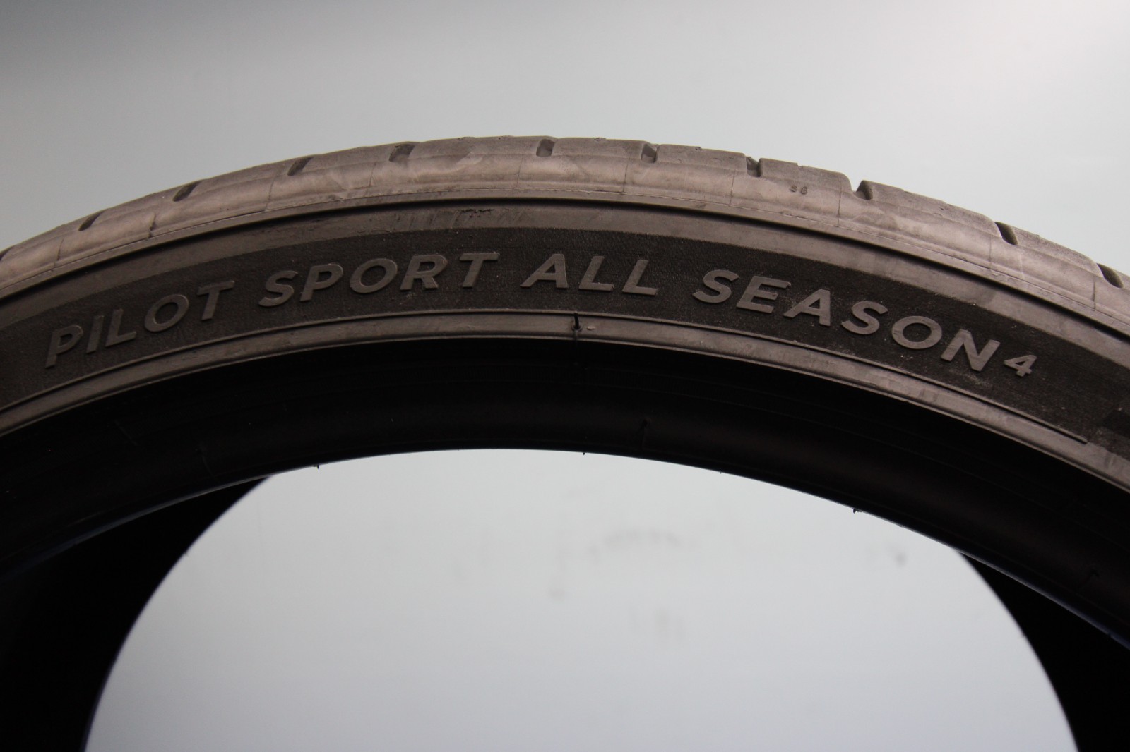 2 Used Michelin Pilot Sport A/S 4 TO PNCS 255/35ZR21 255/35/21 2553521 98W