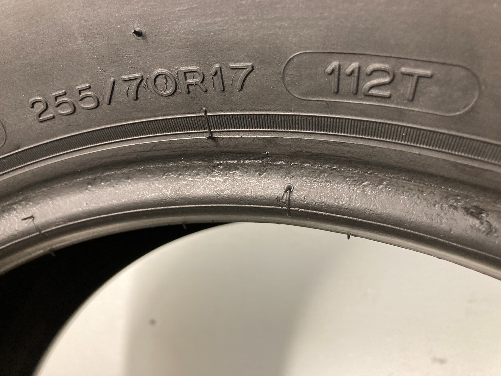 1 Tire 255 70 17 Michelin Defender LTX M/S (8.50/32 Tread Left) 112T