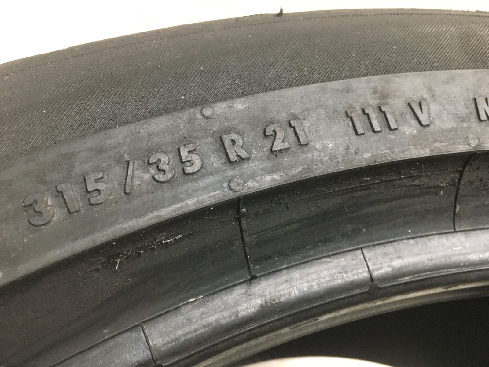 [1] Continental ProContact TX P315/35R21 315 35 21 Tire 7.75-8.25/32