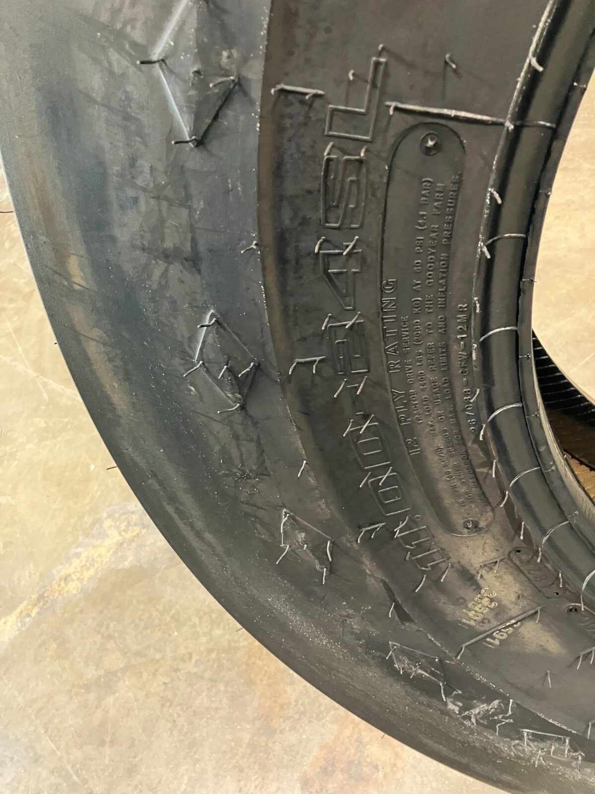 2 New Tires 11.00 24 Goodyear Dyna 4 rib F2M 12 ply Tubeless 11.00×24 8130 8225R