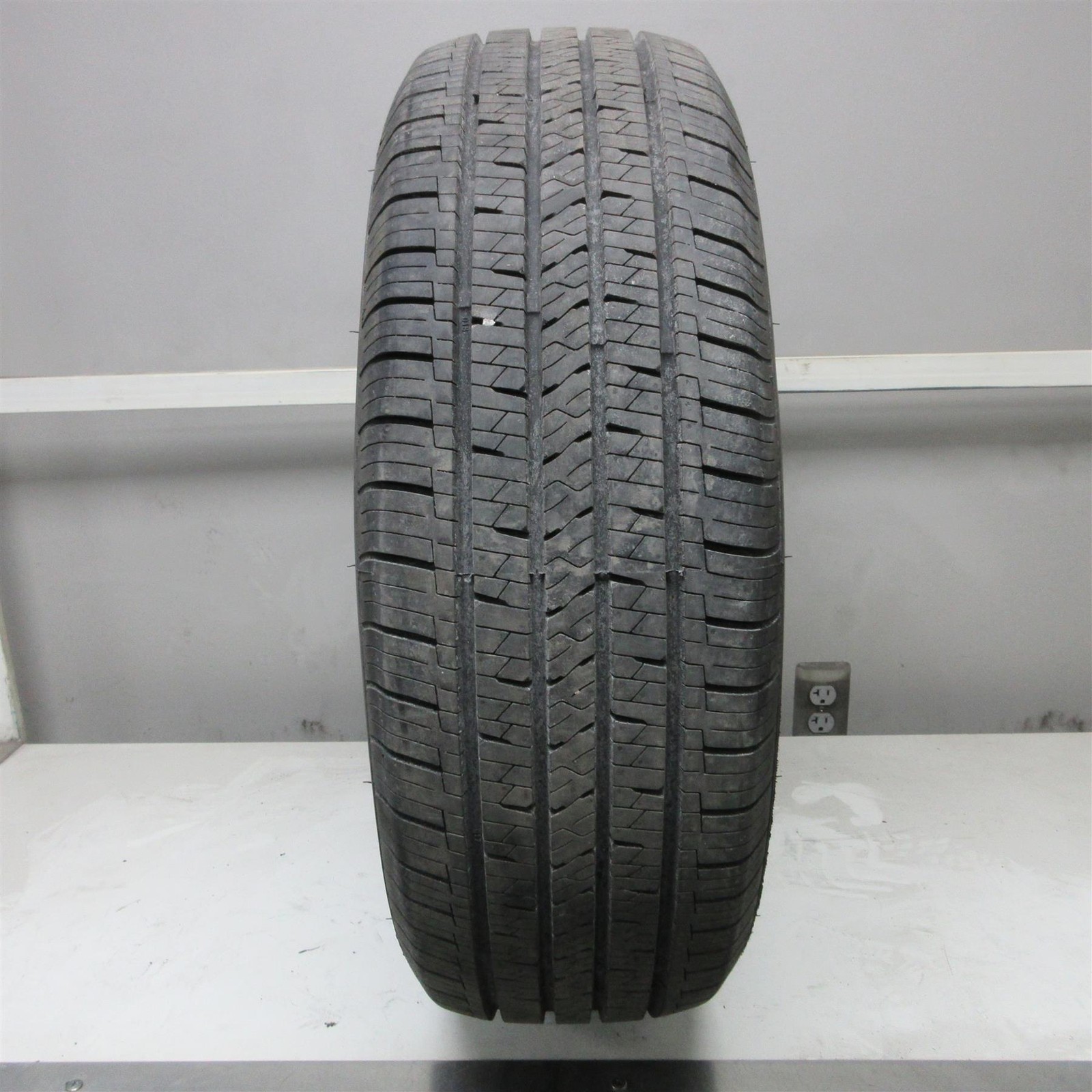 225/65R17 West Lake Foray RP218 102H Used Tire (10/32nd) NO PATCHES! (QTY 1)