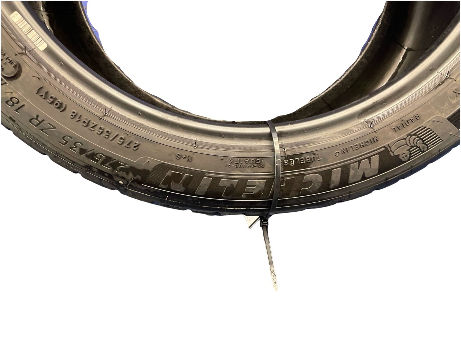 275/35ZR18 95Y MICHELIN PILOT SPORT A/S 4 ZP 8/32NDS DATECODE 4924
