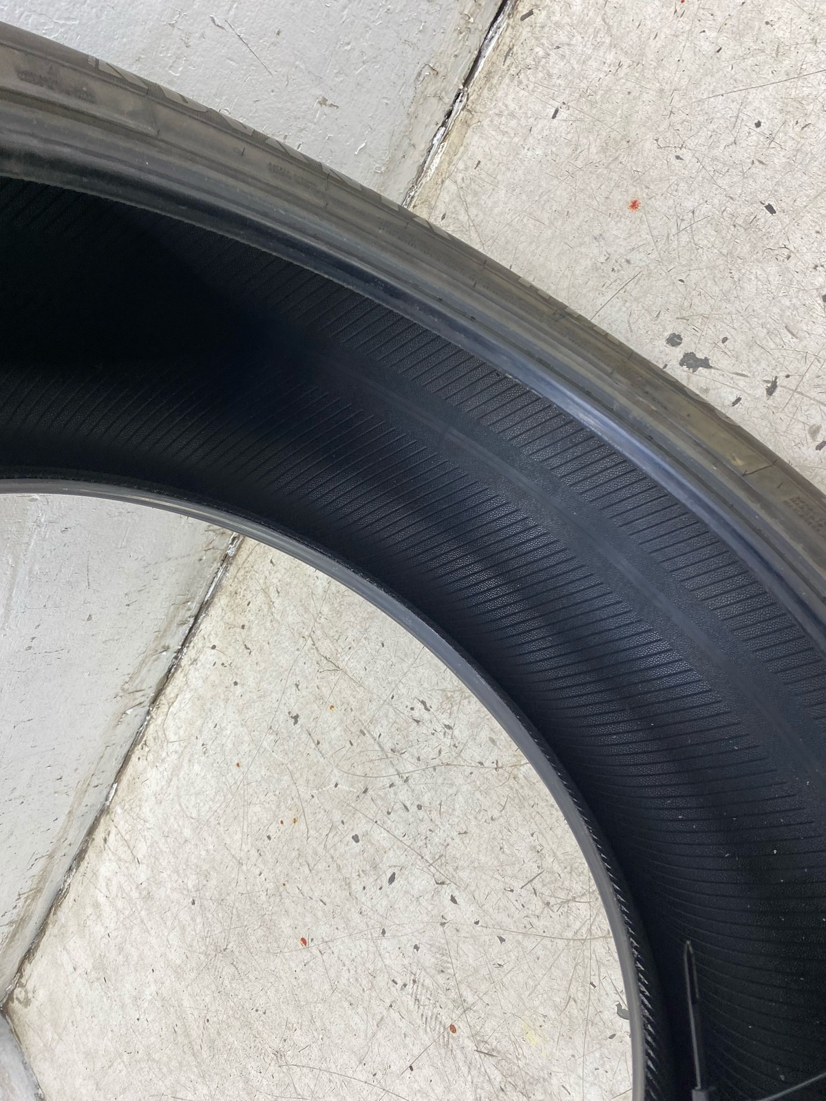 ADVANTA HTR-800 275/55R20 TREAD DEPTH 6/32 DATE CODE 5223